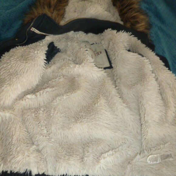 Hollister Coat Faux Fur Hooded Utility Outerwear Navy Blue SzS - Picture 11 of 15